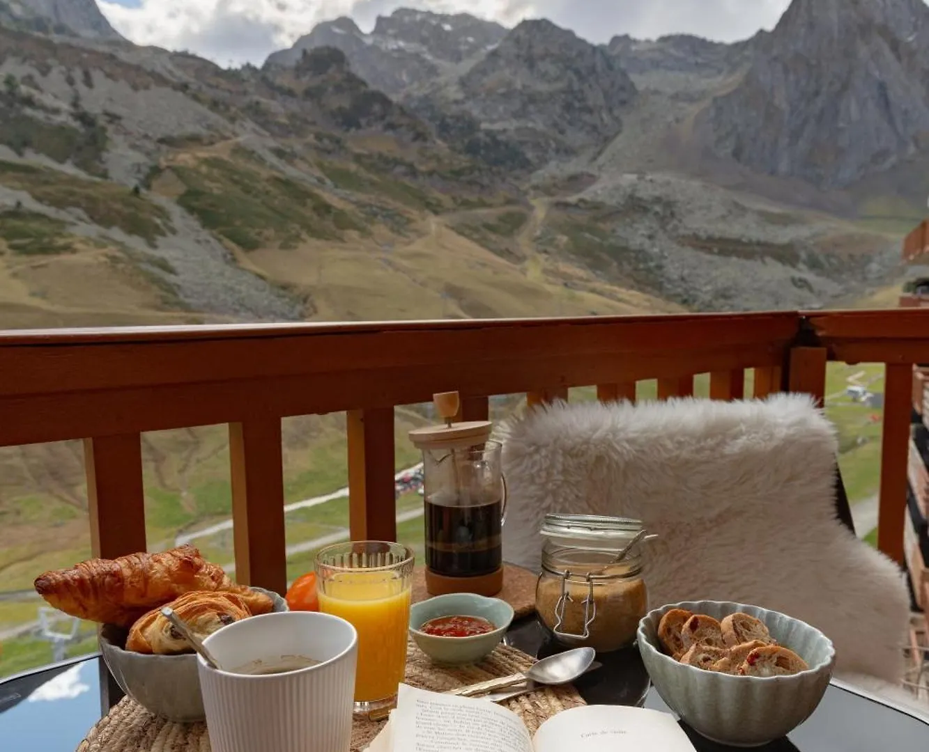 Studio 24 M2 - Classe 2 Etoiles - La Mongie Tourmalet - Pied Des Pistes - Balcon Plein Sud - Parking Public Bagneres-de-Bigorre